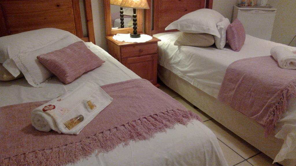 Harmony Guesthouse Mbombela Quarto foto