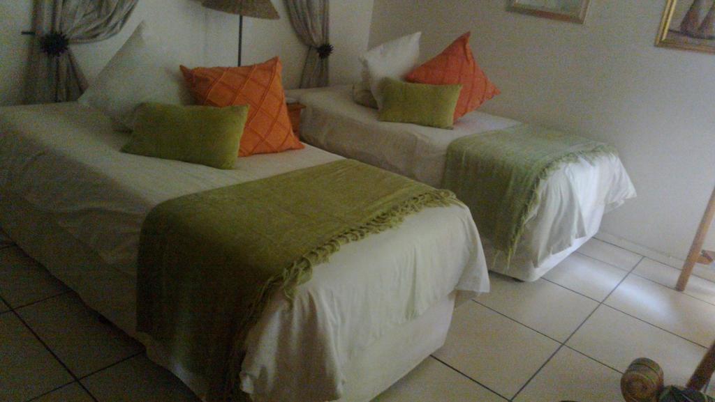 Harmony Guesthouse Mbombela Quarto foto